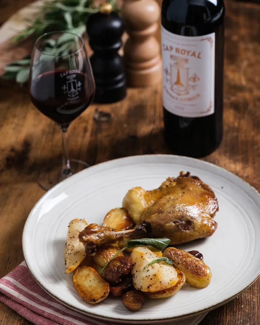 Roast poultry with new potatoes